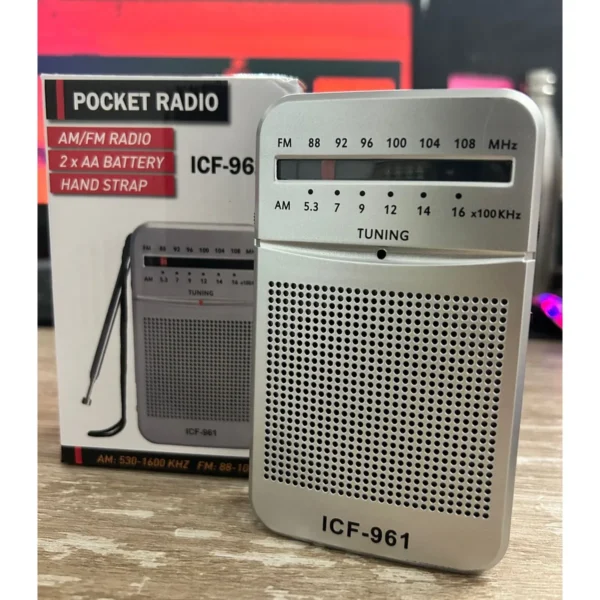Radio AM FM a Pilas ICF-961